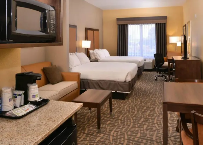 Express & - Powell Area By Ihg 3*
