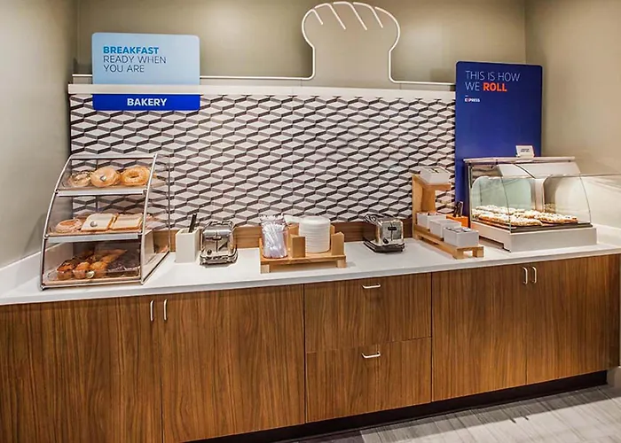Hotel Express & - Powell Area By Ihg