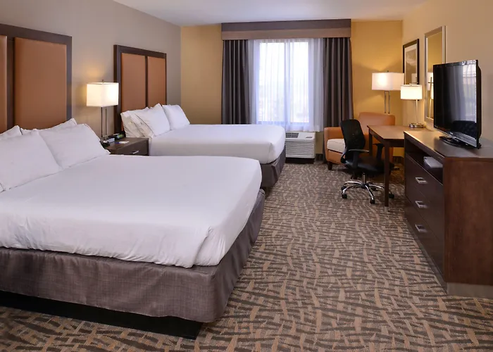 Hotel Express & - Powell Area By Ihg 3*