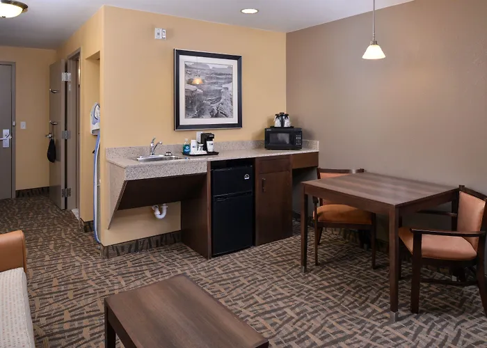 Hotel Express & - Powell Area By Ihg Page
