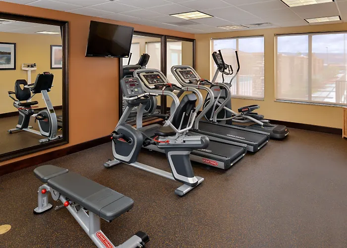 Hotel Express & - Powell Area By Ihg Page